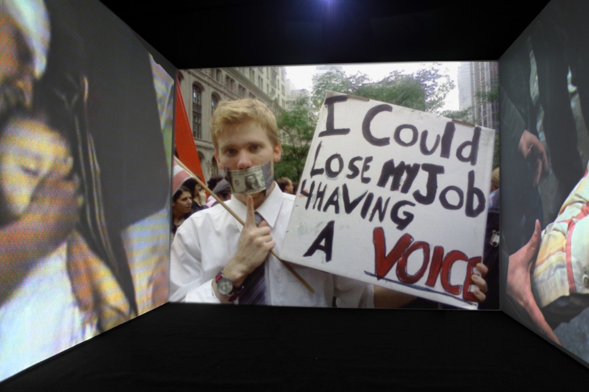 Claudia Sola, installation view of the film Two Fingers, 2012.