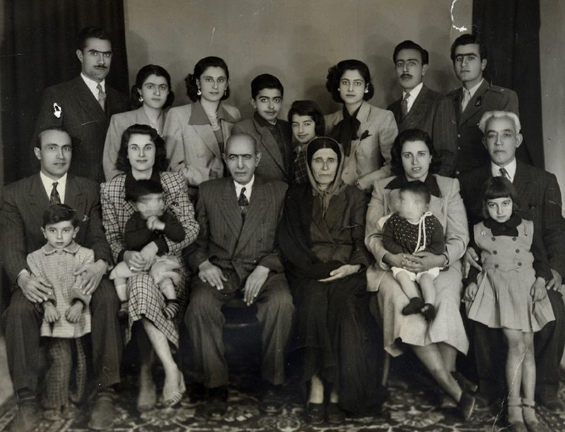 © Nina Tahmasebi 2014