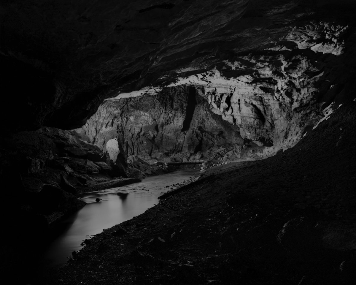 Byci Skala Cave, Tereza Zelenkova black and white,
