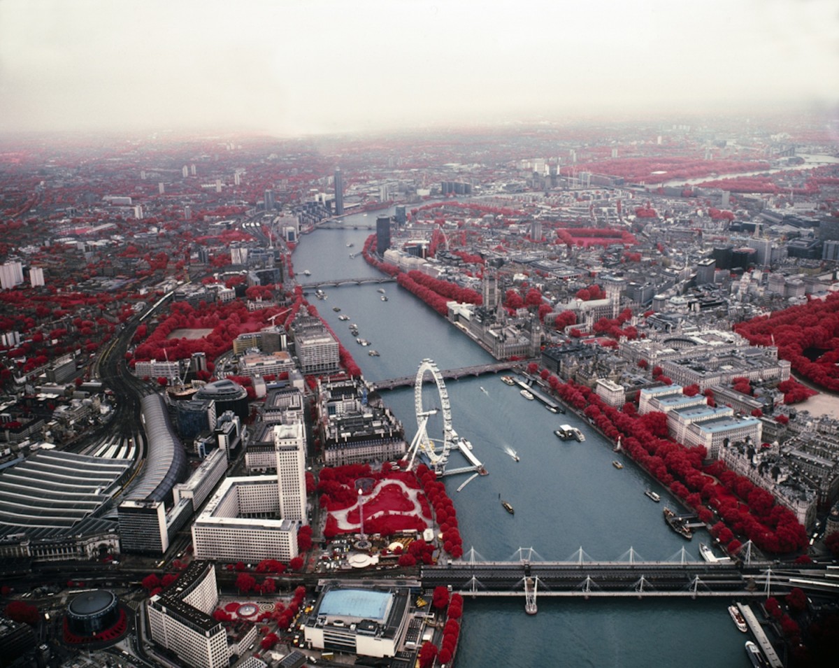 Studies in Pollution #7, River Thames, from the series The City. 2014.