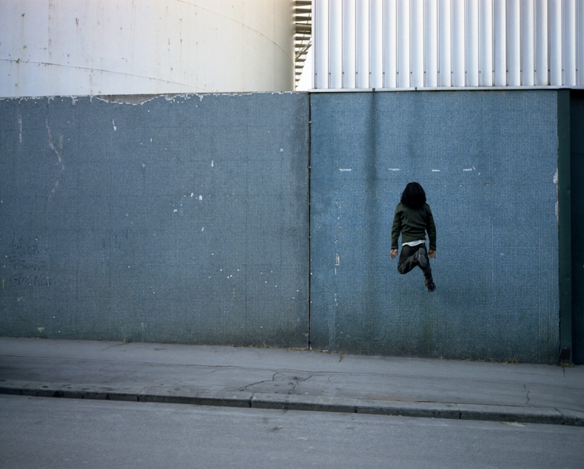 '04' from the series La Chute. Denis Darzacq, 2005-2006.
