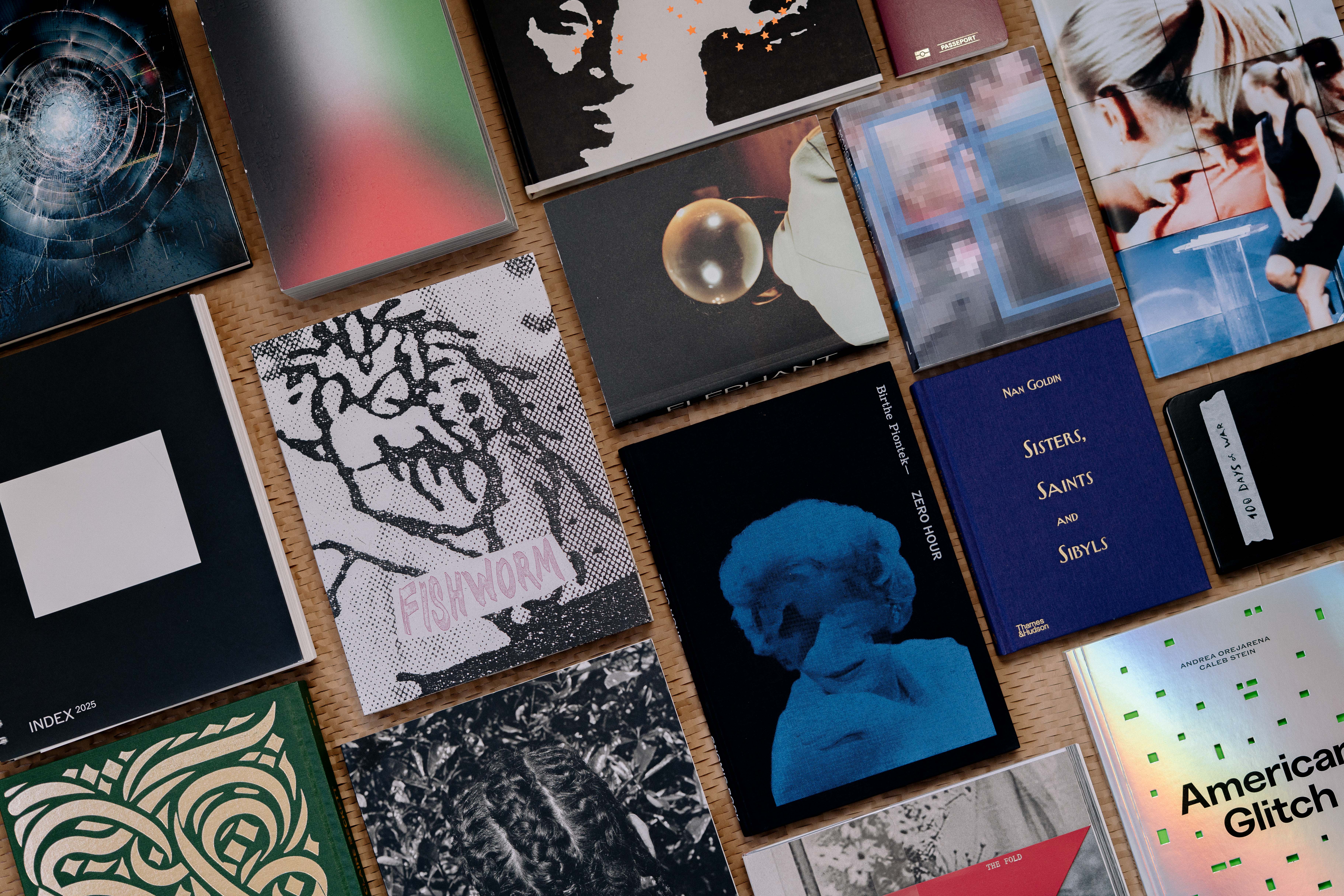 Photobook Table: Un/Stable Pages